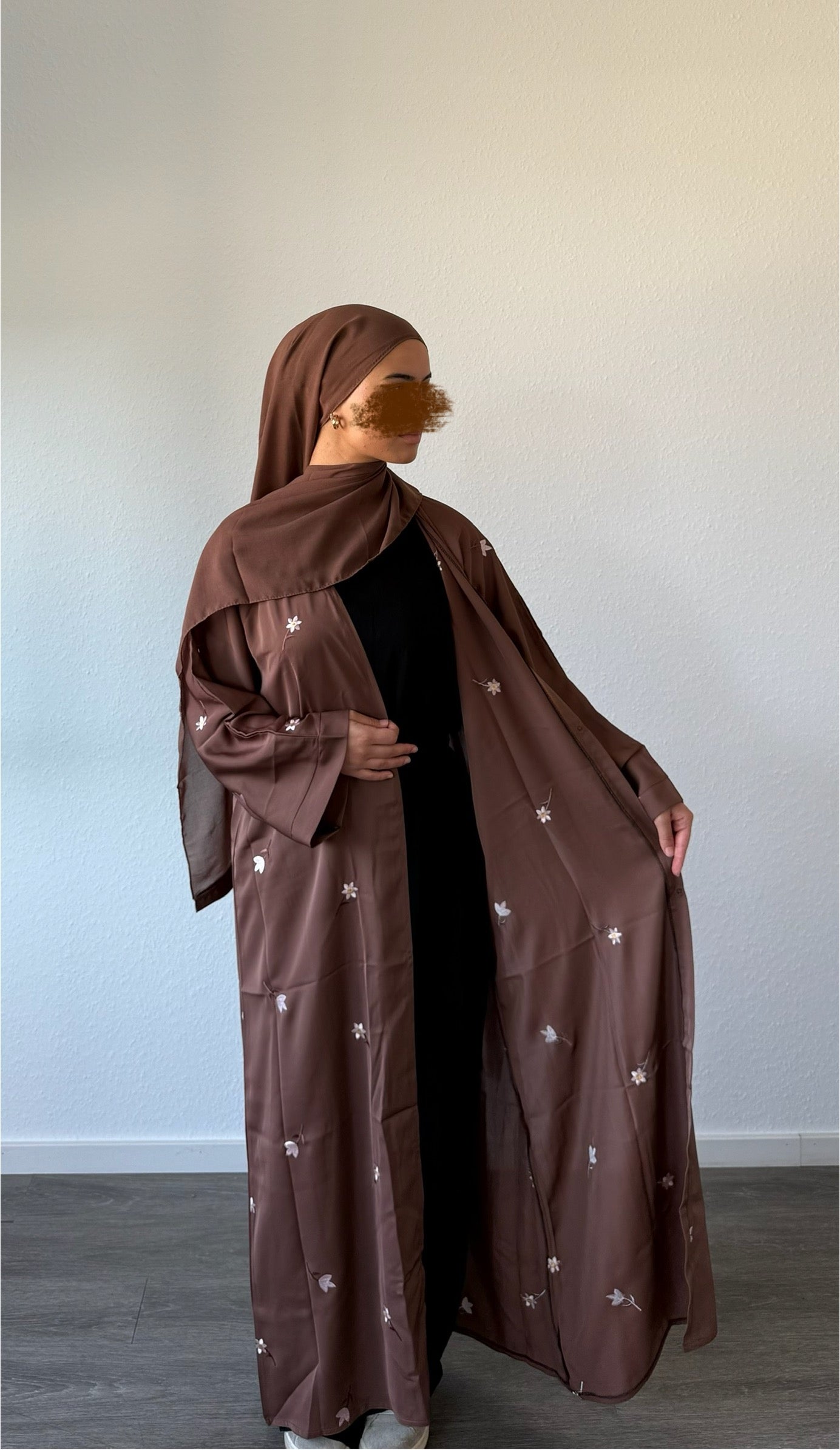 Dubaï-Abaya Warda✨